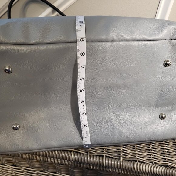 Brylane Weekender Overnight Bag Tote Lightweight Neutral Gray Unisex - Picture 12 of 14